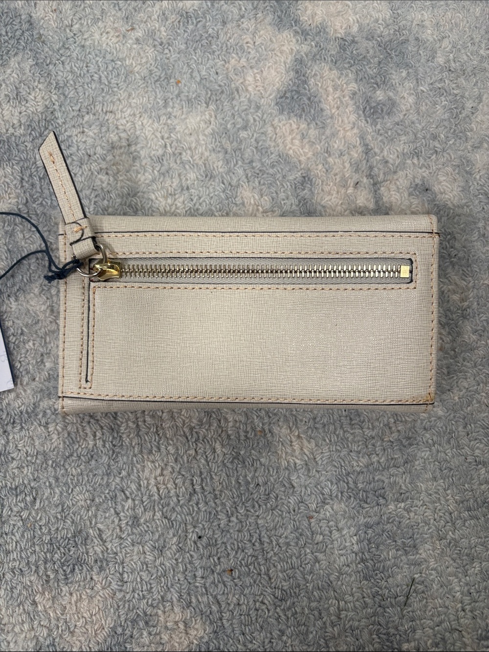 Dooney & Bourke Cream Textured Continental Wallet with Gold Plaque - Picture 4 of 4
